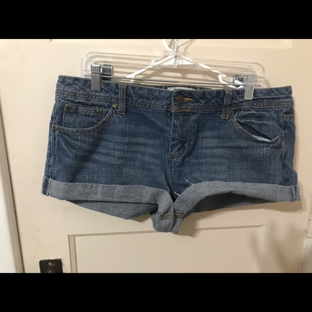 So brand short shorts, size 17.